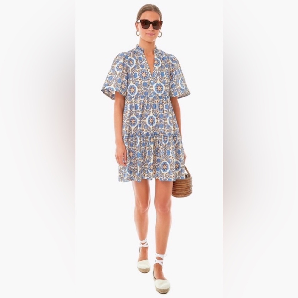 Tuckernuck Soleil Medallion
Crawford Dress